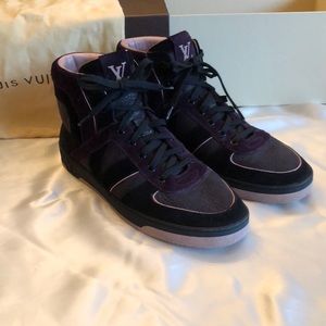 Louis Vuitton Men’s high top sneakers in black and purple leather and suede